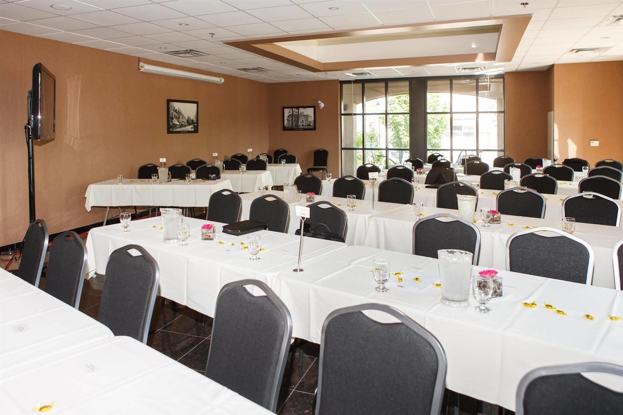 Best Western Plus Perth Parkside Inn & Spa Buitenkant foto